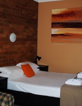 Hilldrop Motor Inn - Sydney 4u 16