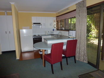 Tanglewood Gardens - Sydney 4u 47