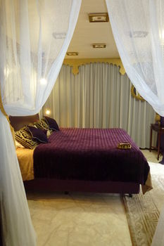 The Retreat At Froog-Moore Park - Sydney 4u 12