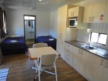 Gundagai Cabins & Tourist Park - Accommodation Sydney 3