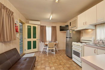 Gundagai Cabins & Tourist Park - Accommodation Sydney 26