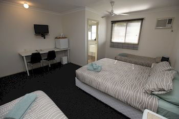 Across Country Motel And Serviced Apartments - Sydney 4u 10