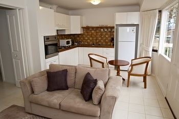 Yarra Glen Racecourse Apartments - Accommodation Sydney 14