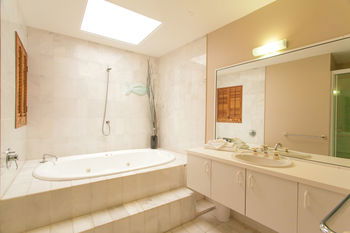Las Rias - Sydney 4u 8