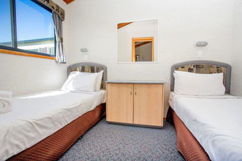 Ingenia Holidays Nepean River - Sydney 4u 13