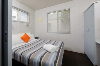 Ingenia Holidays Nepean River - Sydney 4u 18