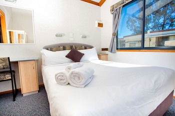 Ingenia Holidays Nepean River - Sydney 4u 20