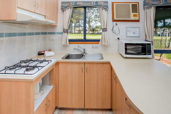 Ingenia Holidays Nepean River - Sydney 4u 30