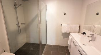 CH On Peel Boutique Hotel - Accommodation Sydney 1