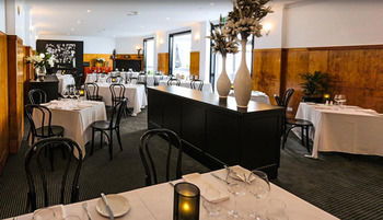 CH On Peel Boutique Hotel - Accommodation Sydney 3