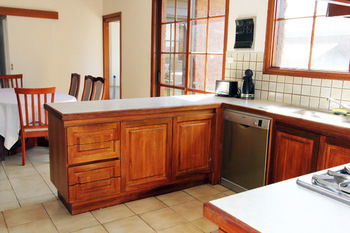 Hawthorn Holiday House - Accommodation Sydney 2