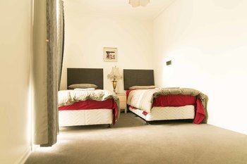 Hawthorn Holiday House - Accommodation Sydney 8