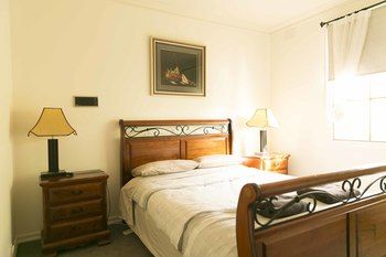 Hawthorn Holiday House - Accommodation Sydney 13