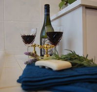 LaposAuberge Angara Bed and Breakfast - Accommodation Sydney