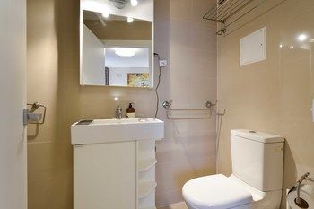 CBD Vistas - Accommodation Sydney 1