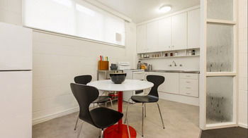 Apartment2c - Lennox 10 - Accommodation Sydney 4