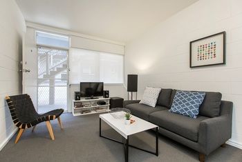 Apartment2c - Lennox 10 - Accommodation Sydney 6