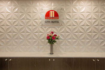 Megaboom City Hotel - Accommodation Sydney 1