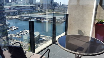 Apartment View Docklands Melbourne - Sydney 4u 0