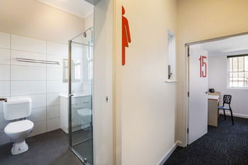 The Granville Hotel - Sydney Resort 10