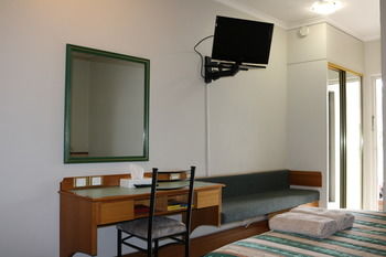 The Hermitage Motel - Sydney 4u 5