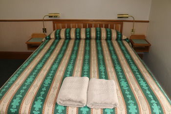 The Hermitage Motel - Sydney 4u 11