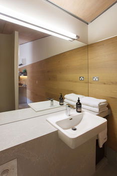 Studio 367 - Sydney 4u 15