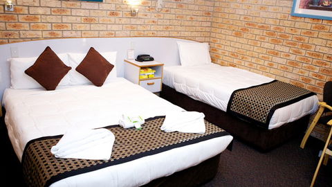 BEST WESTERN Kennedy Drive Motel - Accommodation Sydney 9