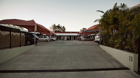 BEST WESTERN Caboolture Central Motor Inn - Accommodation Sydney 3