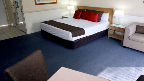 BEST WESTERN Ambassador Motor Lodge - Accommodation Sydney 2