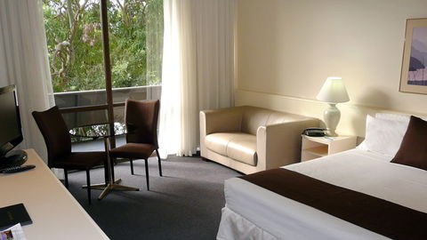 BEST WESTERN Frankston International Motel - Accommodation Sydney 1