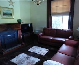 Flimby Bed & Breakfast - Sydney 4u 5