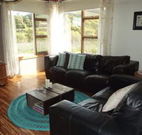 Eden Orchard and Farmstay - Sydney 4u