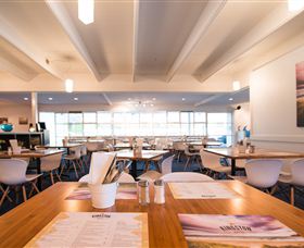Kingston Hotel - Sydney 4u 4