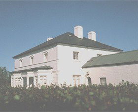 Grove - The - Accommodation Sydney 2