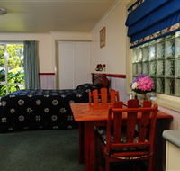 Crays Accommodation - Innes Street - Accommodation Sydney