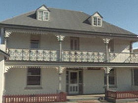 Gray's Hotel - Accommodation Sydney 0