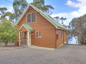 Apslawn TAS Accommodation Sydney
