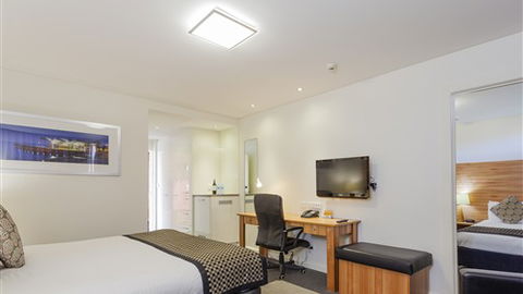 Quality Hotel Bayside Geelong - Accommodation Sydney 2