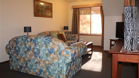 AAT 28 Goldsmith Hotel - Accommodation Sydney 5