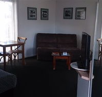 Budget On The Lake - Accommodation Sydney