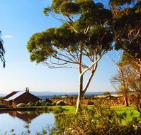 Tuki Trout Farm and Retreat - Sydney 4u