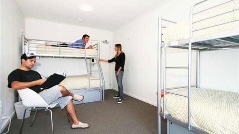 The Island Accommodation - Phillip Island YHA - Accommodation Sydney 6