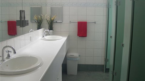 Bells Beach Backpackers - Accommodation Sydney 3