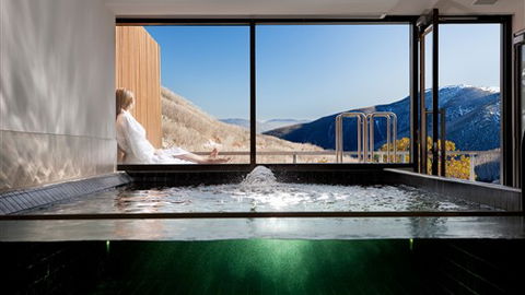 QT Falls Creek Resort - Sydney 4u 5