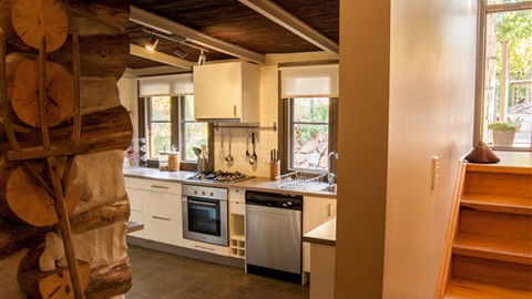 Planetrees Estate  - Accommodation Sydney 3