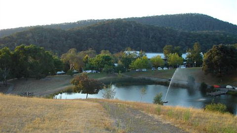 Kunala Chalet - Pinnacle Valley Resort - Accommodation Sydney 6