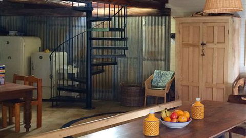 Schusters Lodge - Accommodation Sydney 0