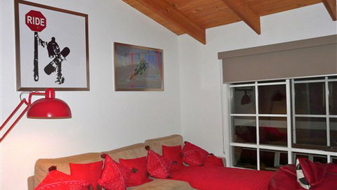 Two Mountains Lodge - Accommodation Sydney 0
