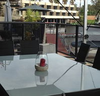 Cypress Drive Townhouse - Sydney 4u